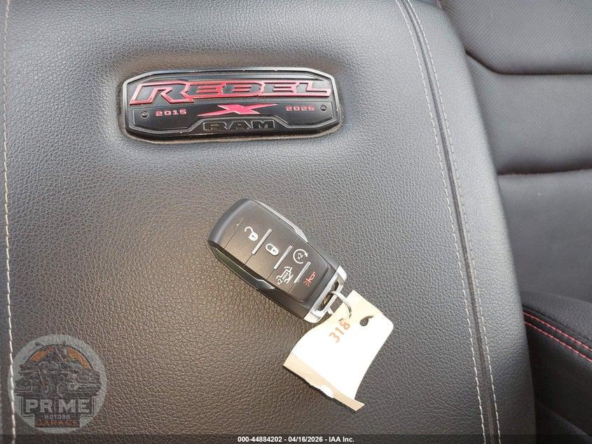 2025 RAM 1500 REBEL  4X4 5'7 BOX — фото 11