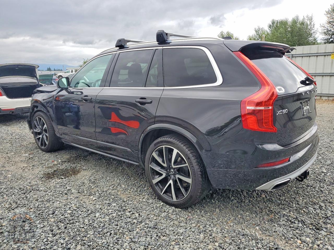 2021 VOLVO XC90 — фото 2
