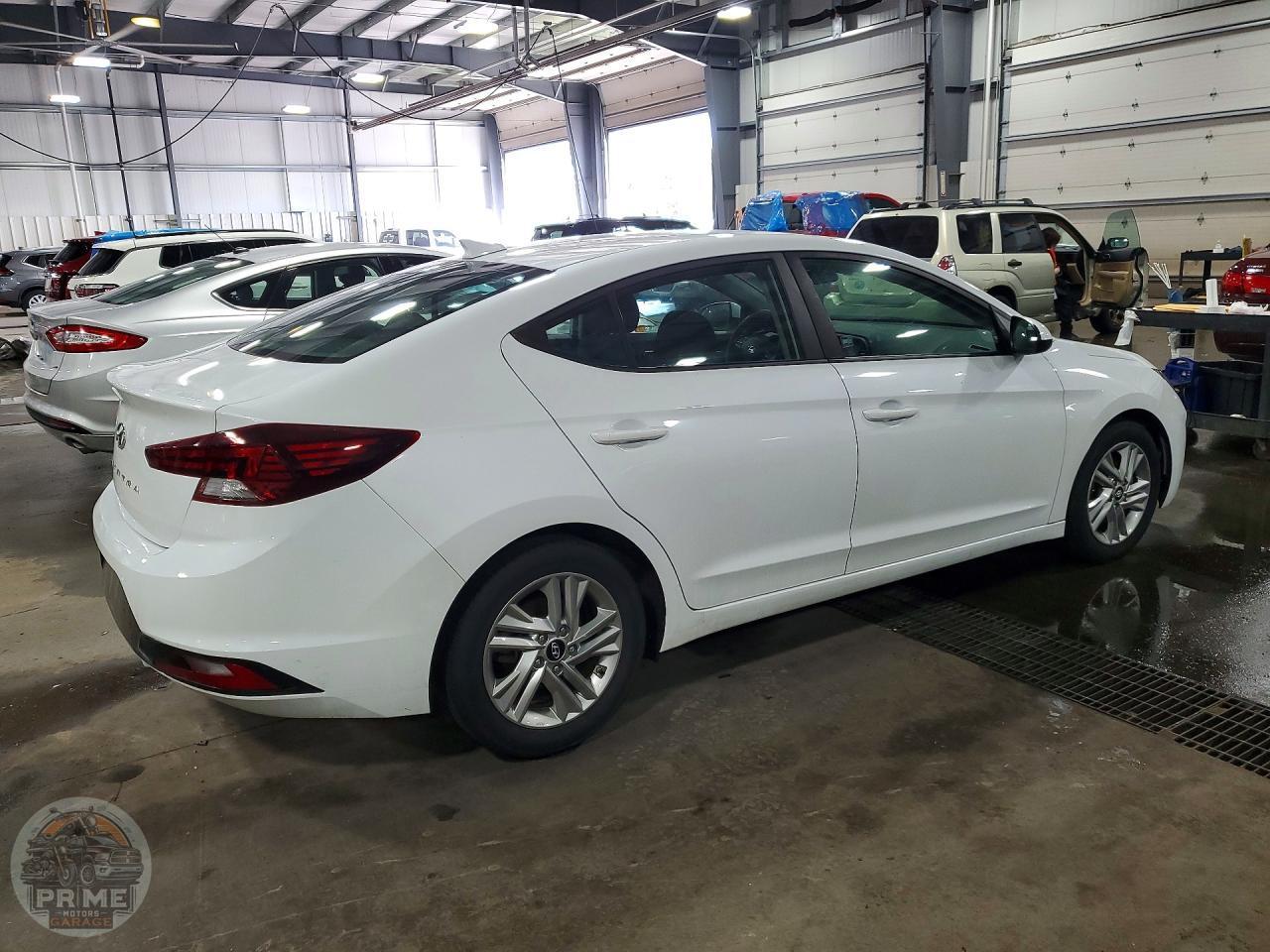2020 HYUNDAI ELANTRA — фото 3