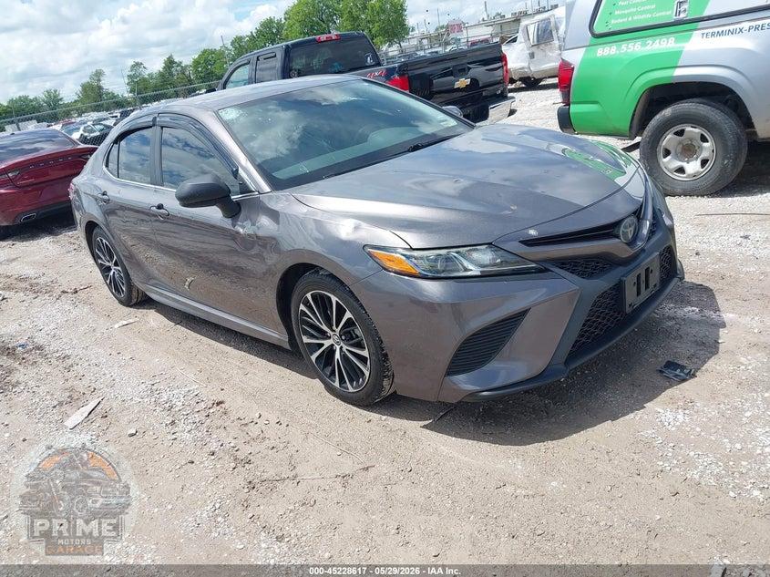 2019 TOYOTA CAMRY SE — фото 1