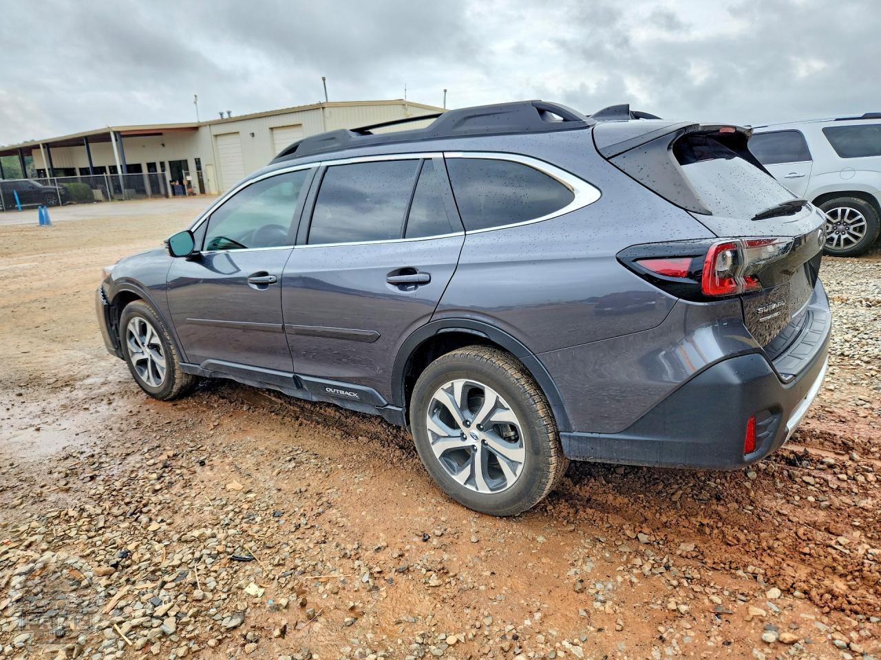 2021 SUBARU OUTBACK — фото 2