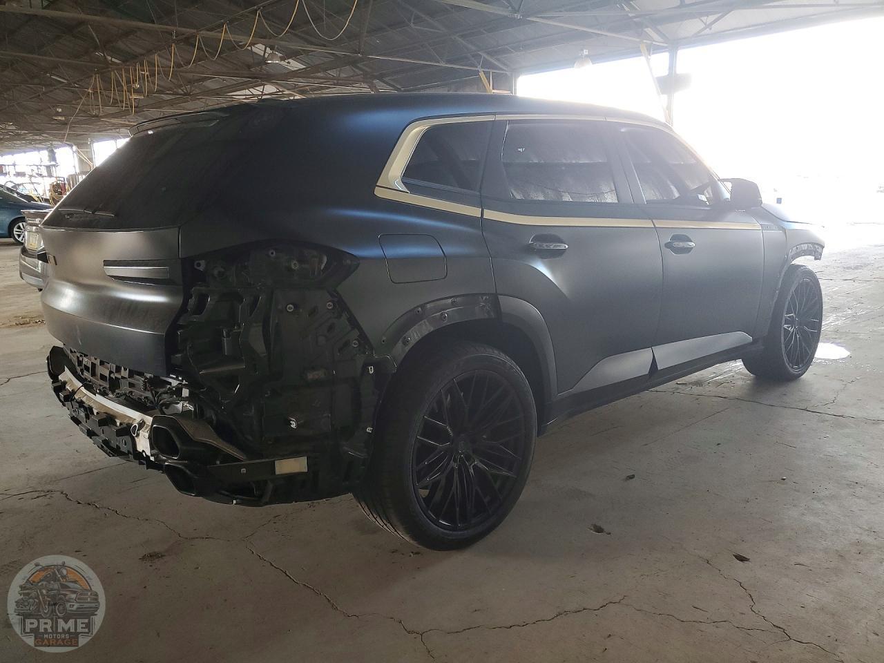2023 BMW XM — фото 3