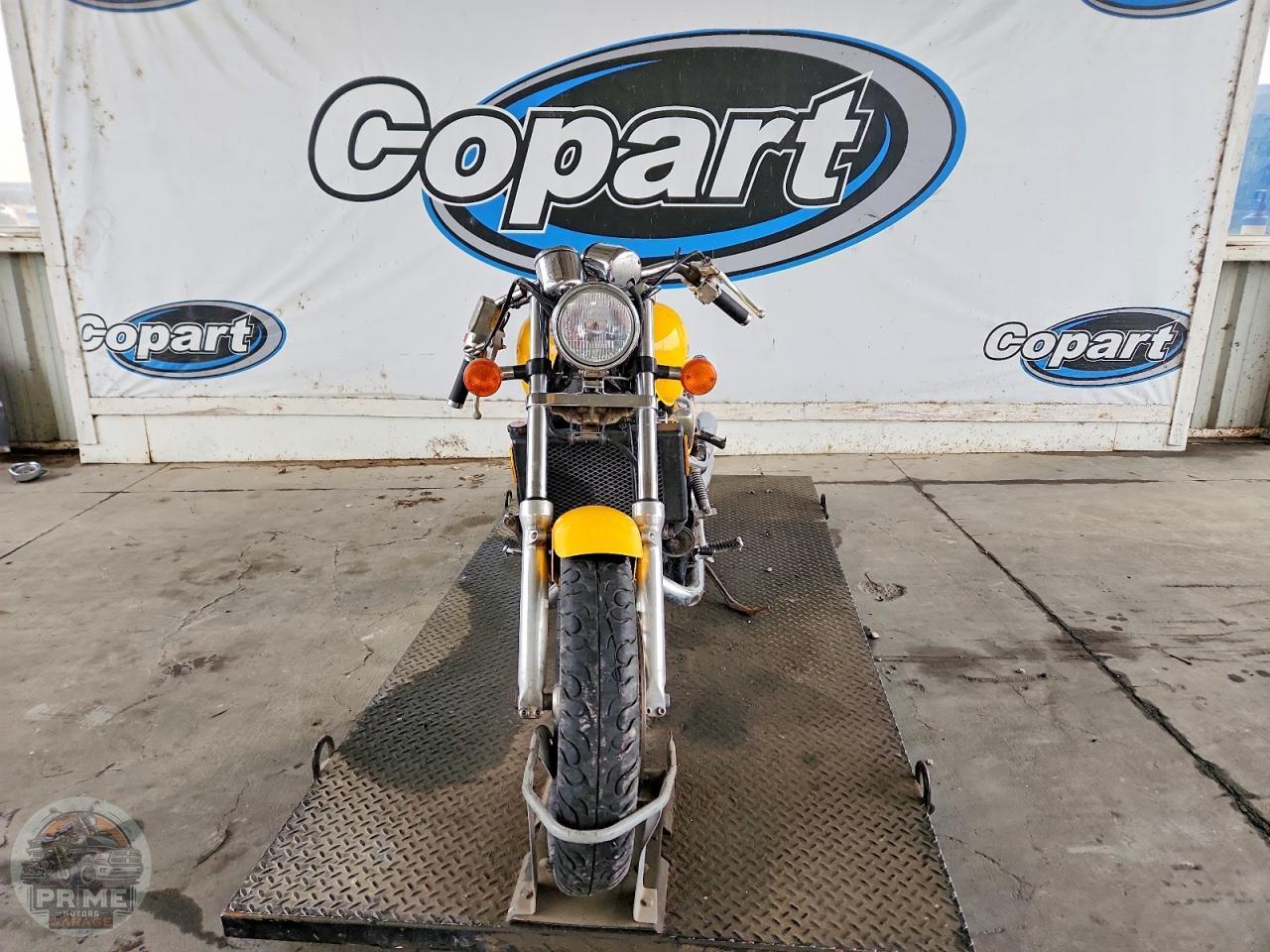 1996 HONDA VF750 — фото 2