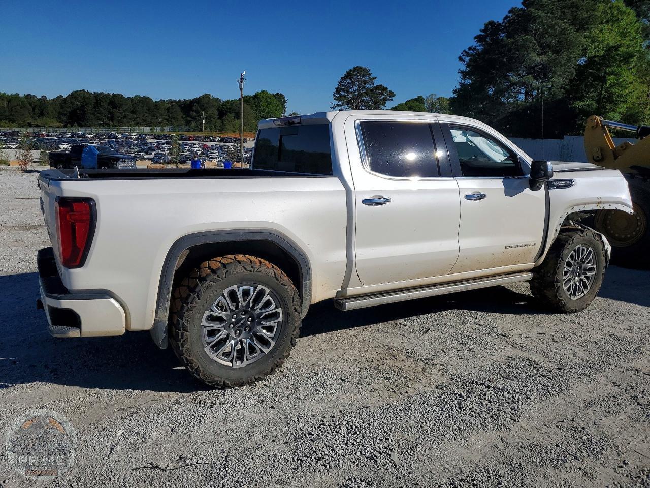 2023 GMC SIERRA — фото 3