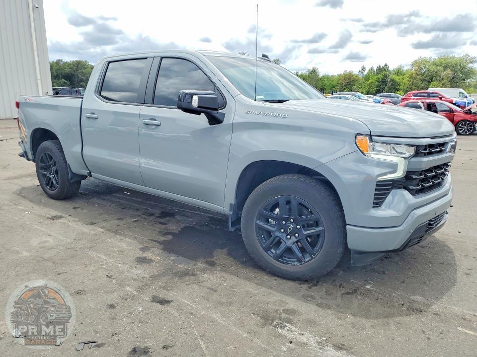2025 CHEVROLET SILVERADO — фото 4