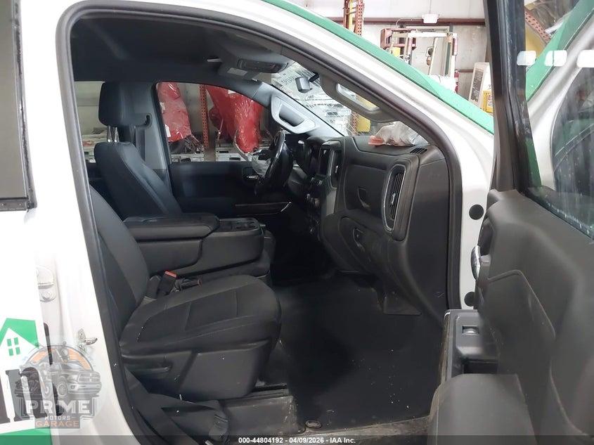 2021 CHEVROLET SILVERADO 1500 4WD  STANDARD BED RST — фото 5