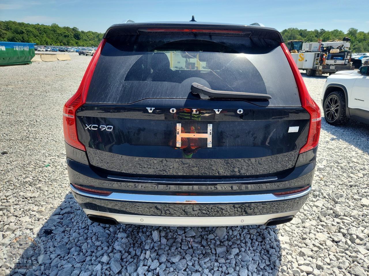 2021 VOLVO XC90 — фото 11