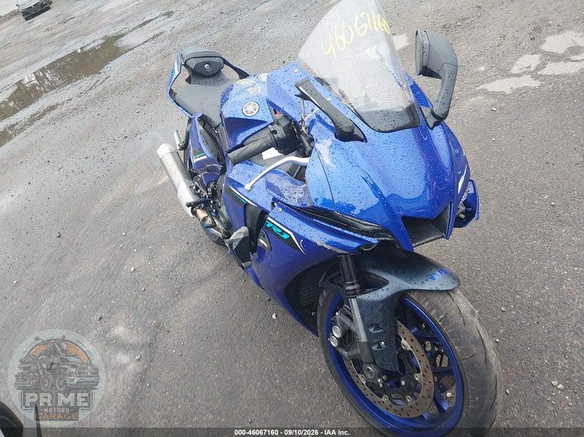 2025 YAMAHA YZF1000 — фото 1