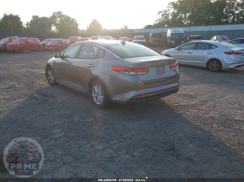 2016 KIA OPTIMA LX — фото 3