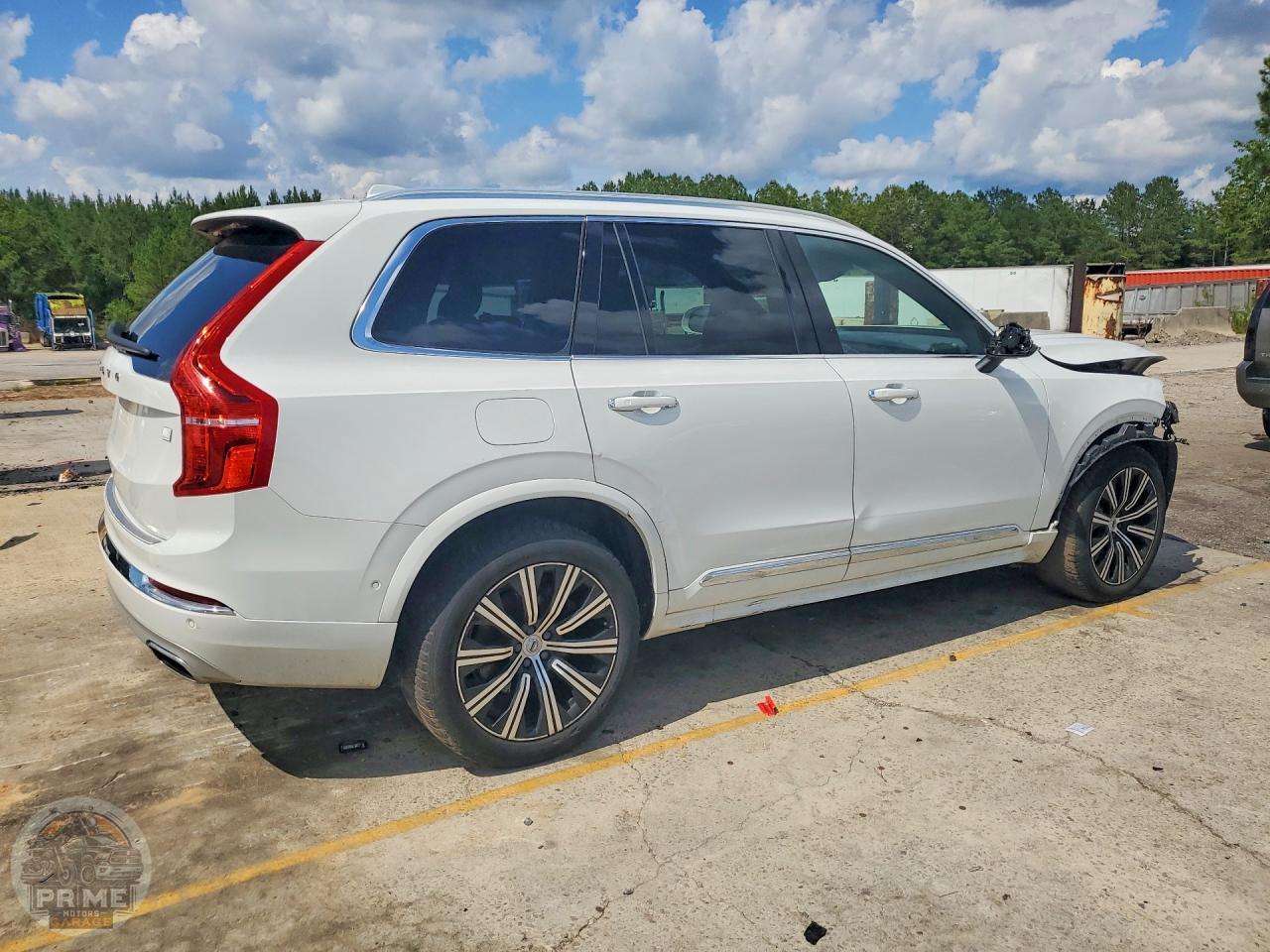 2021 VOLVO XC90 — фото 3