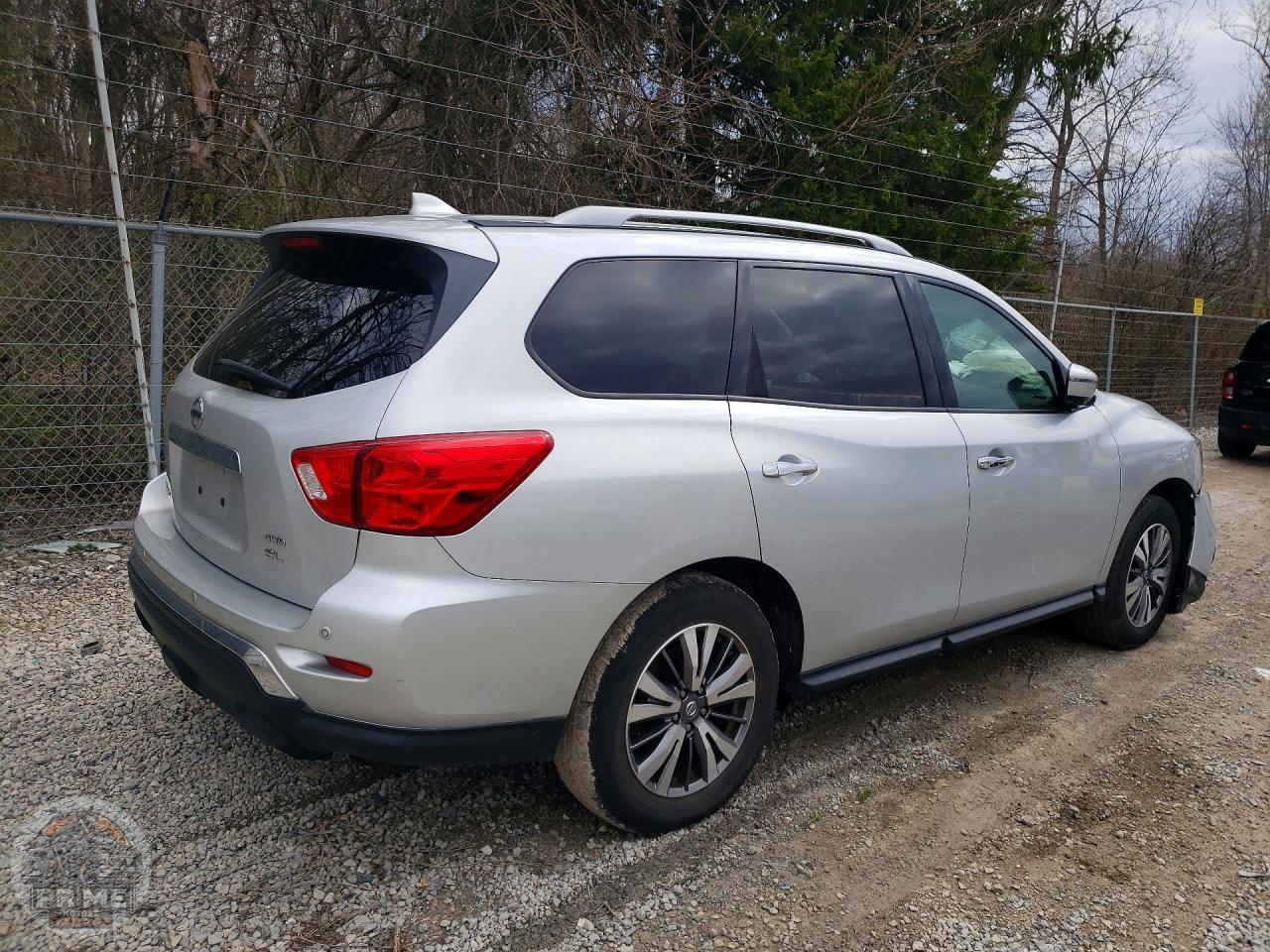 2020 NISSAN PATHFINDER — фото 3