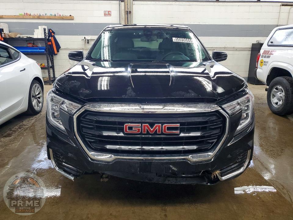 2022 GMC TERRAIN — фото 5