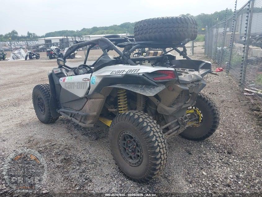 2019 CAN-AM MAVERICK X3 TURBO — фото 3