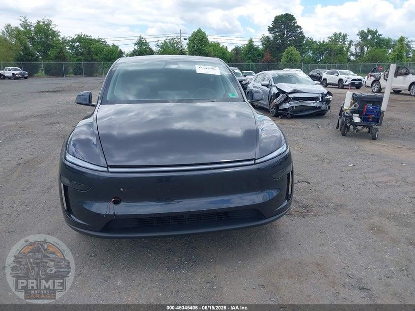 2026 TESLA MODEL Y PREMIUM REAR-WHEEL DRIVE/REAR-WHEEL DRIVE — фото 11