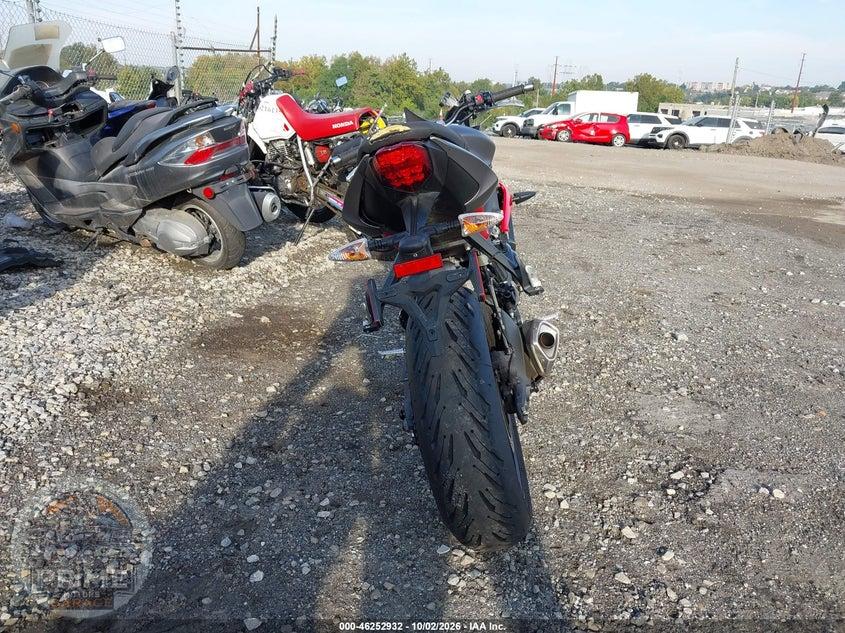 2016 TRIUMPH MOTORCYCLE STREET TRIPLE R/ABS — фото 6