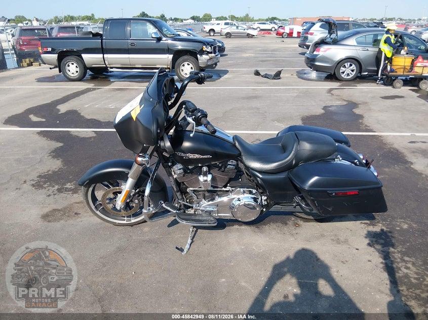2017 HARLEY-DAVIDSON FLHXS (STREET GLIDE SPECIAL) STREET GLIDE SPECIAL — фото 13