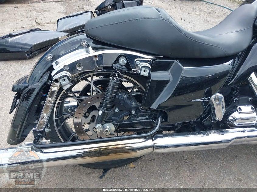 2023 HARLEY-DAVIDSON FLTRXS (ROAD GLIDE SPECIAL) — фото 17
