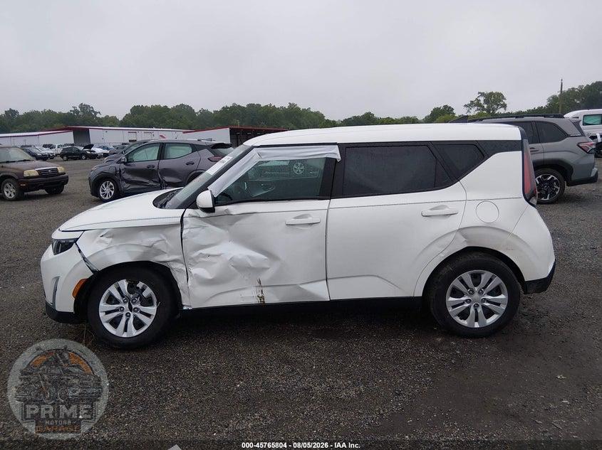 2025 KIA SOUL LX — фото 13