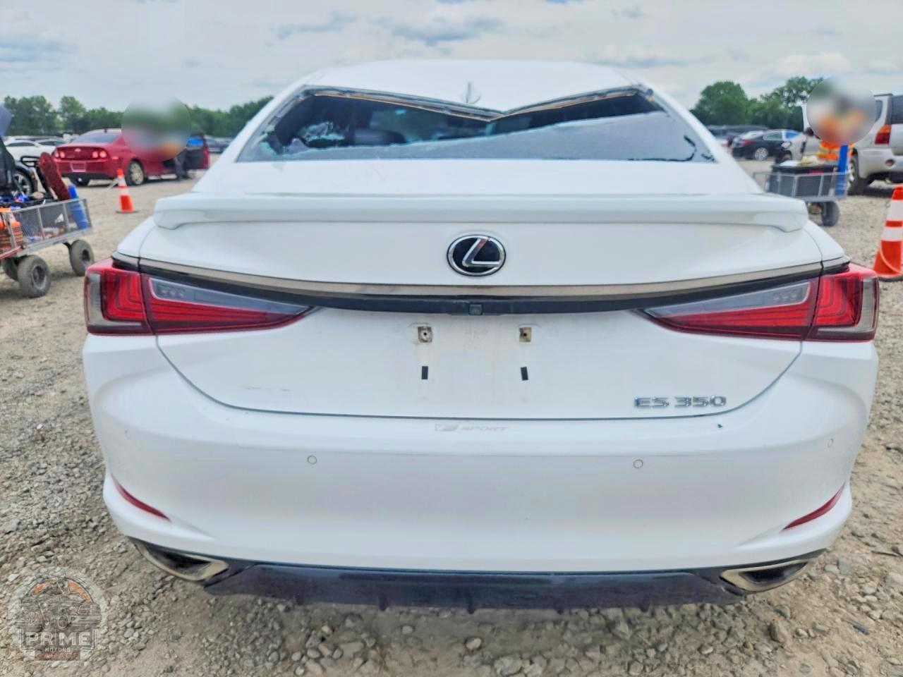 2020 LEXUS ES — фото 6