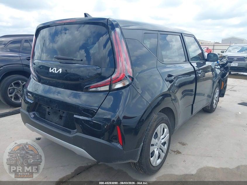 2025 KIA SOUL LX — фото 4