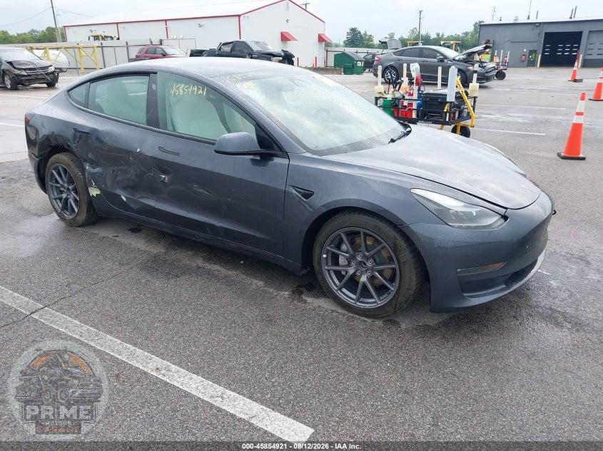2023 TESLA MODEL 3 REAR-WHEEL DRIVE — фото 1
