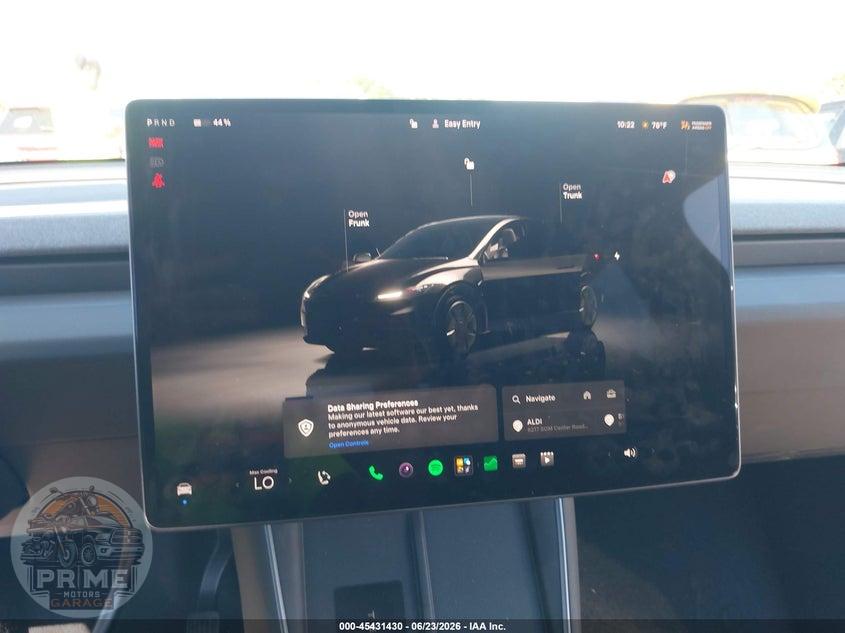 2026 TESLA MODEL Y ALL-WHEEL DRIVE/LONG RANGE LAUNCH SERIES/PREMIUM ALL-WHEEL DRIVE — фото 18