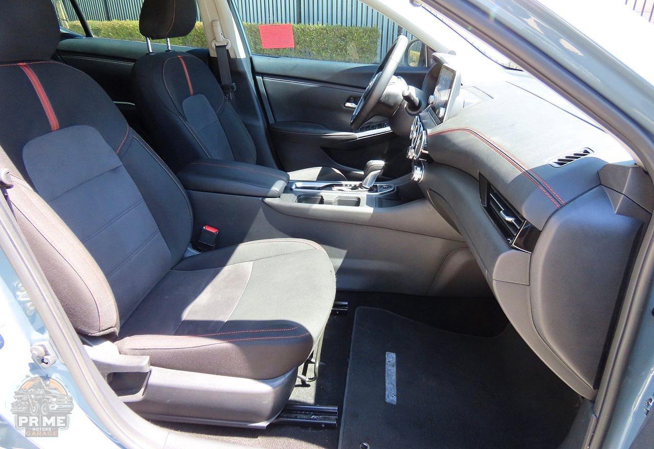2025 NISSAN SENTRA — фото 10