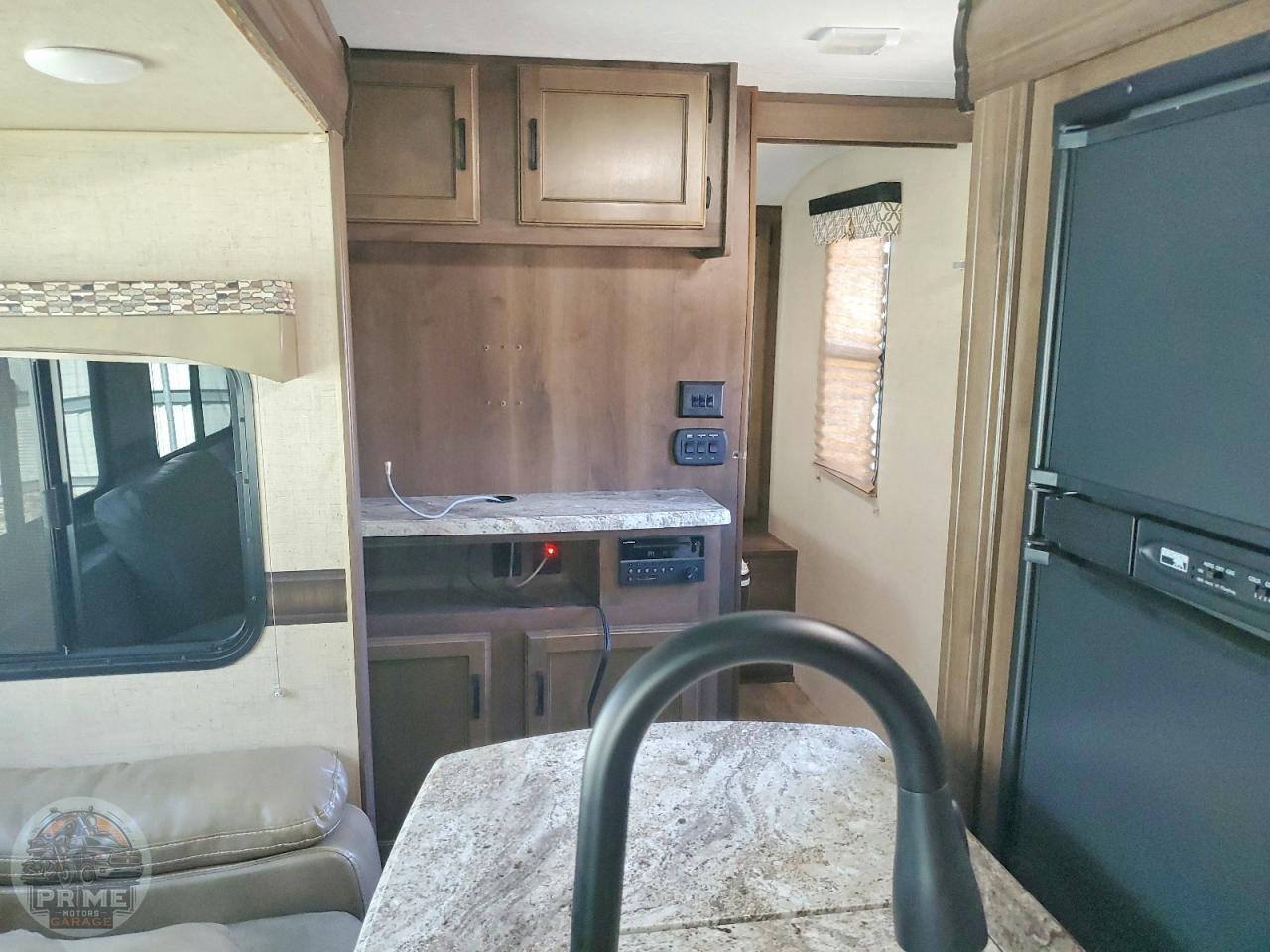 2017 KZ RV TRAILER — фото 5