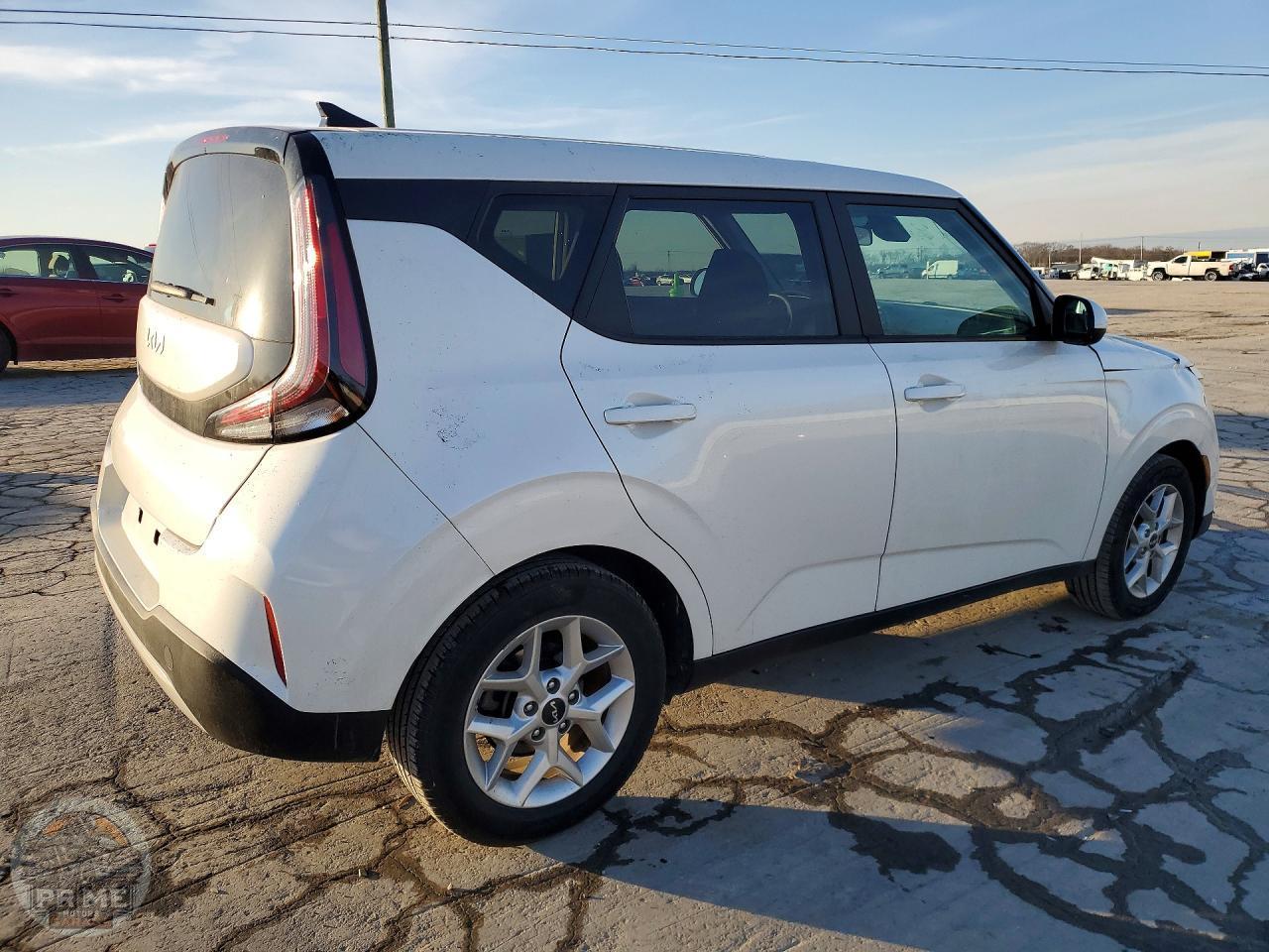 2023 KIA SOUL — фото 3
