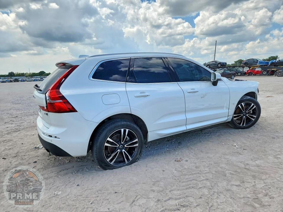 2021 VOLVO XC60 — фото 15
