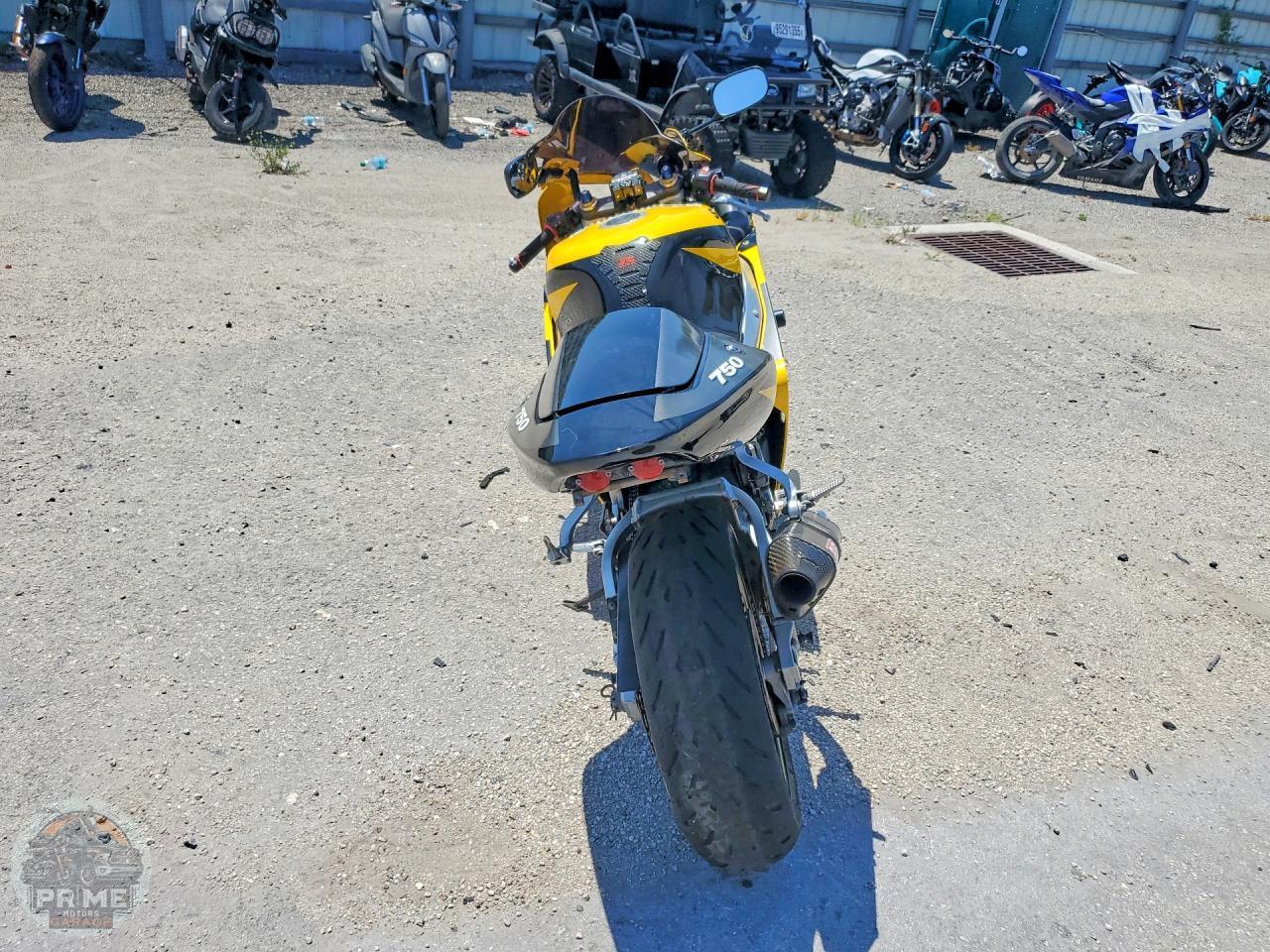 2002 SUZUKI GSX R750 — фото 4