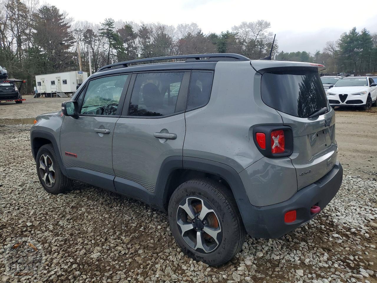 2020 JEEP RENEGADE — фото 4