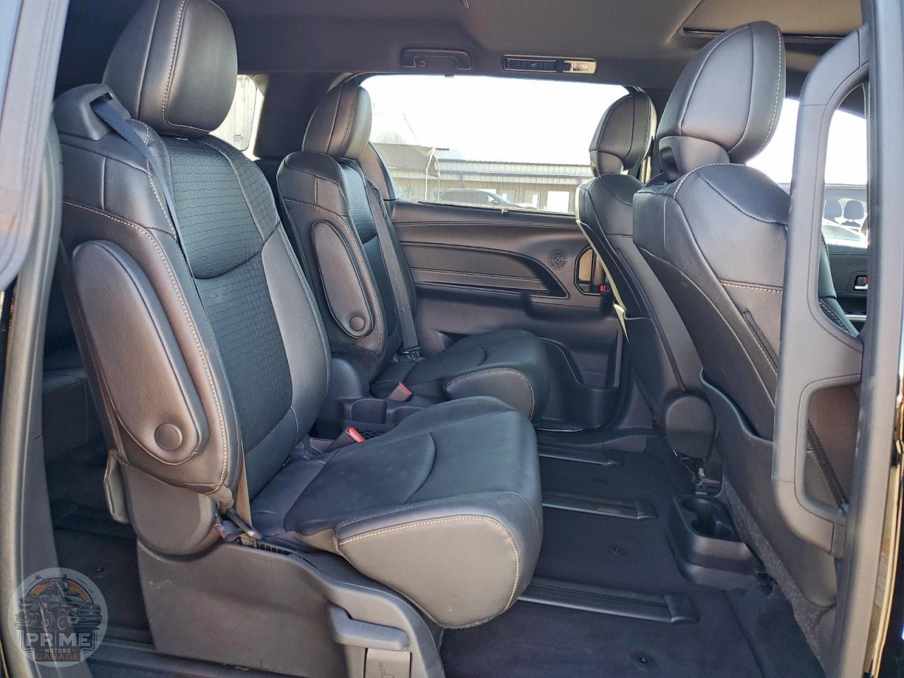 2025 TOYOTA SIENNA — фото 11
