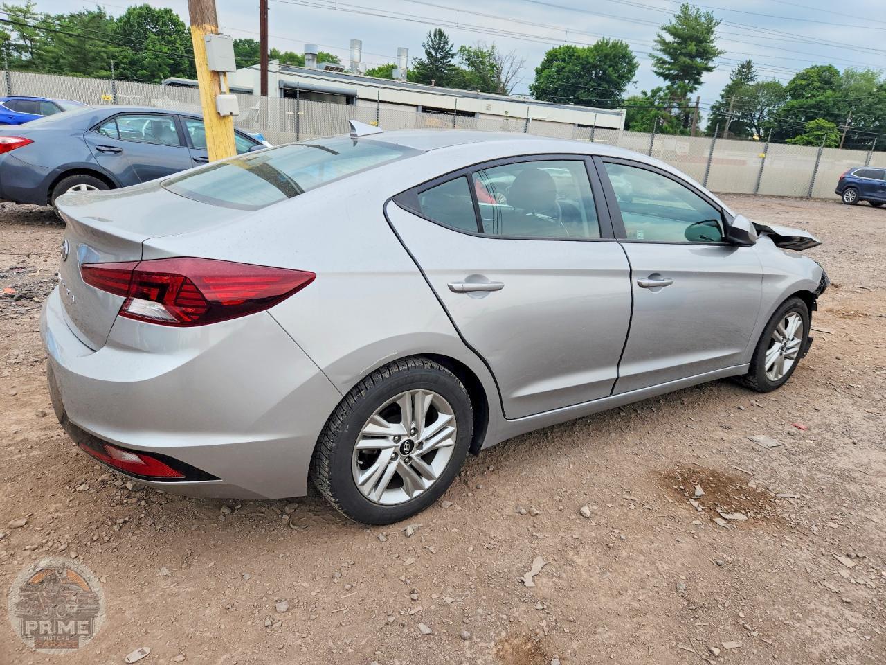 2020 HYUNDAI ELANTRA — фото 3