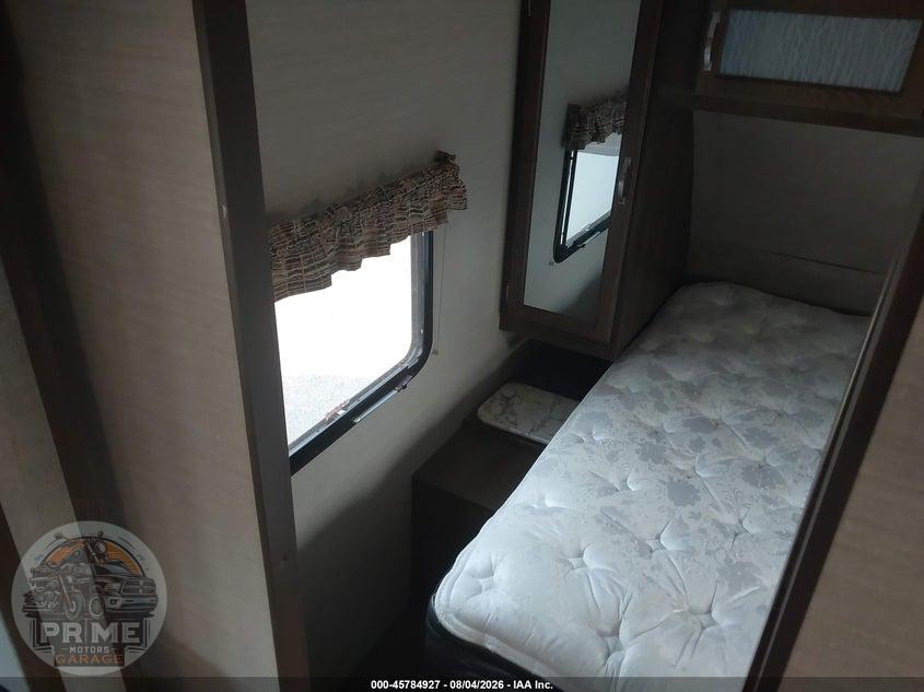 2019 KEYSTONE BULLET 261RBSWE — фото 17