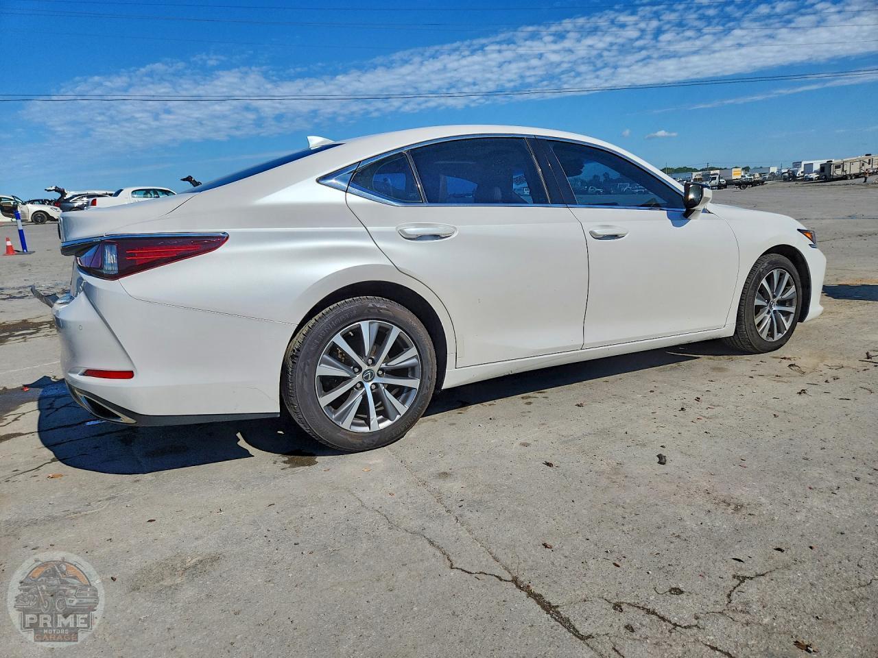2020 LEXUS ES — фото 3