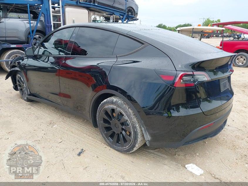 2024 TESLA MODEL Y LONG RANGE DUAL MOTOR ALL-WHEEL DRIVE — фото 3