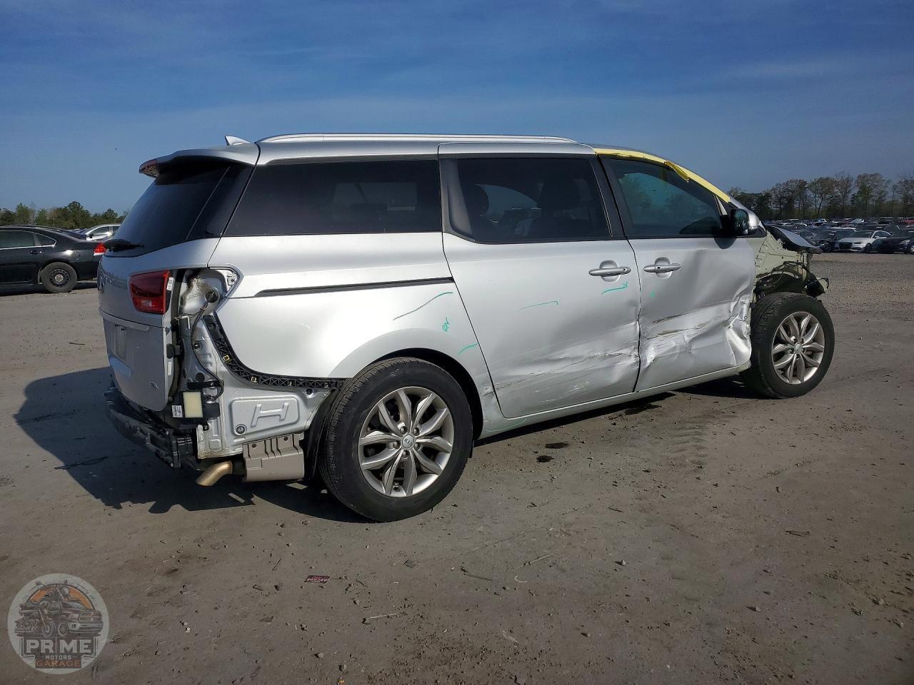 2021 KIA SEDONA — фото 3