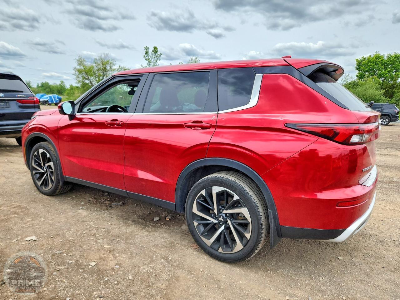 2023 MITSUBISHI OUTLANDER — фото 2
