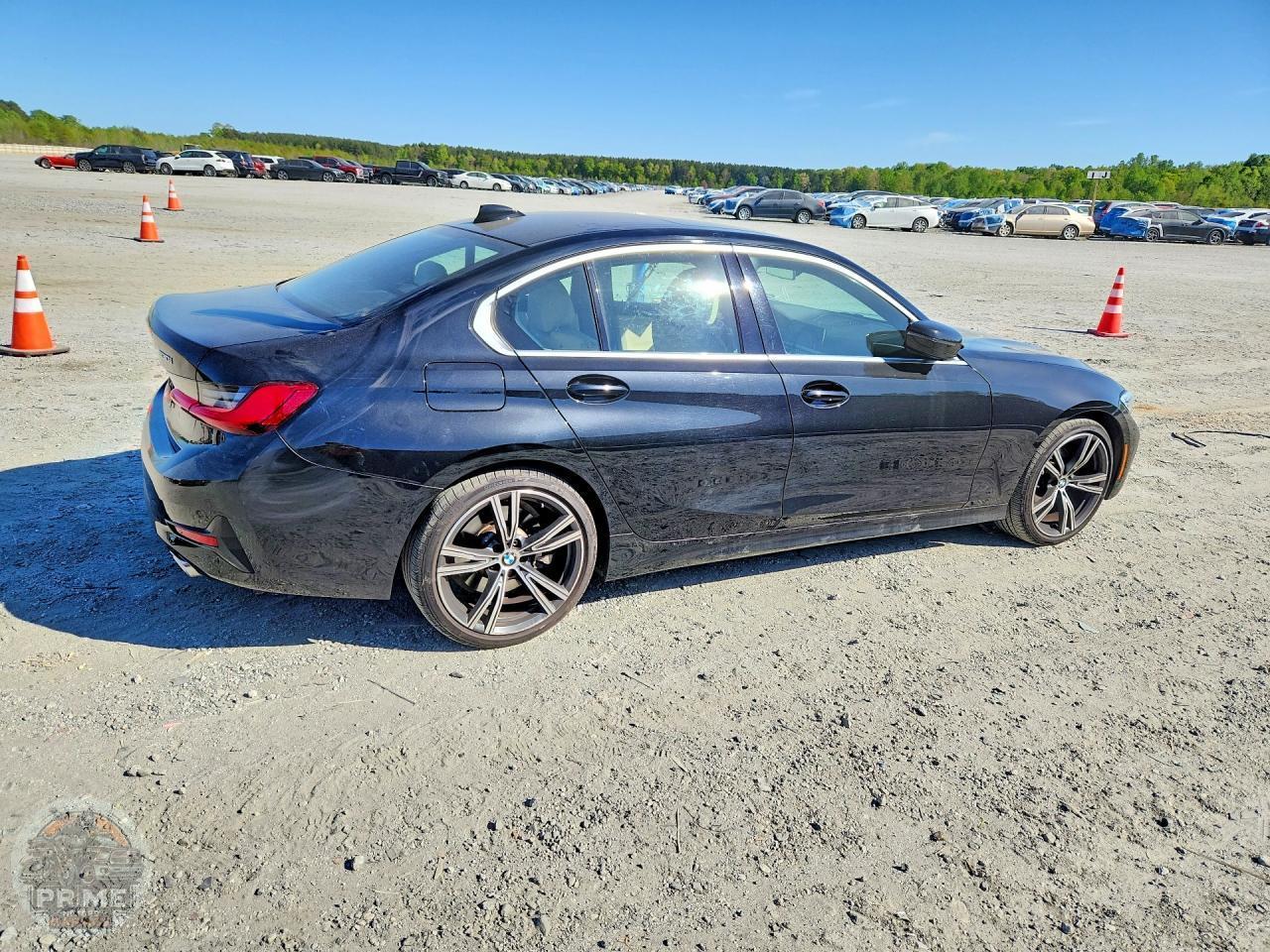 2021 BMW 3 SERIES — фото 3
