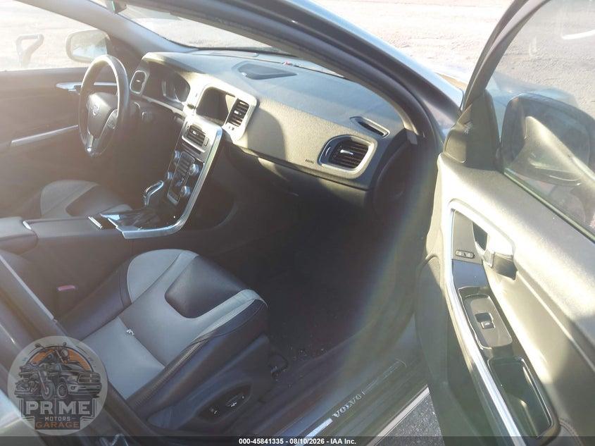 2016 VOLVO S60 CROSS COUNTRY T5 PLATINUM — фото 5