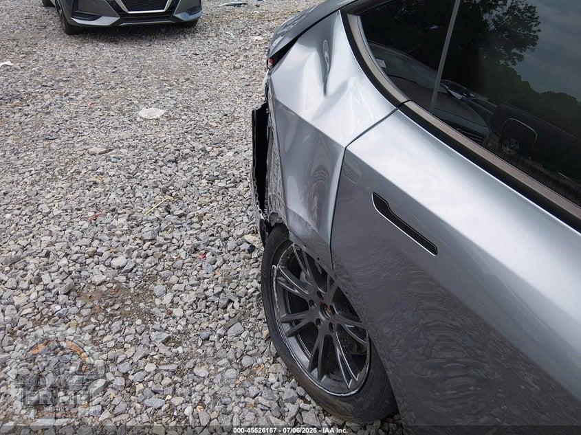 2025 TESLA MODEL Y LONG RANGE DUAL MOTOR REAR-WHEEL DRIVE — фото 20