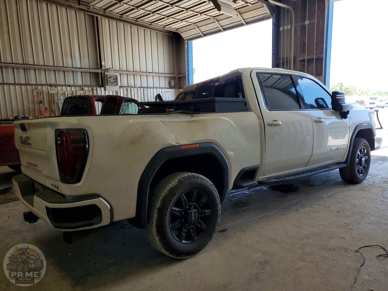 2025 GMC SIERRA — фото 3
