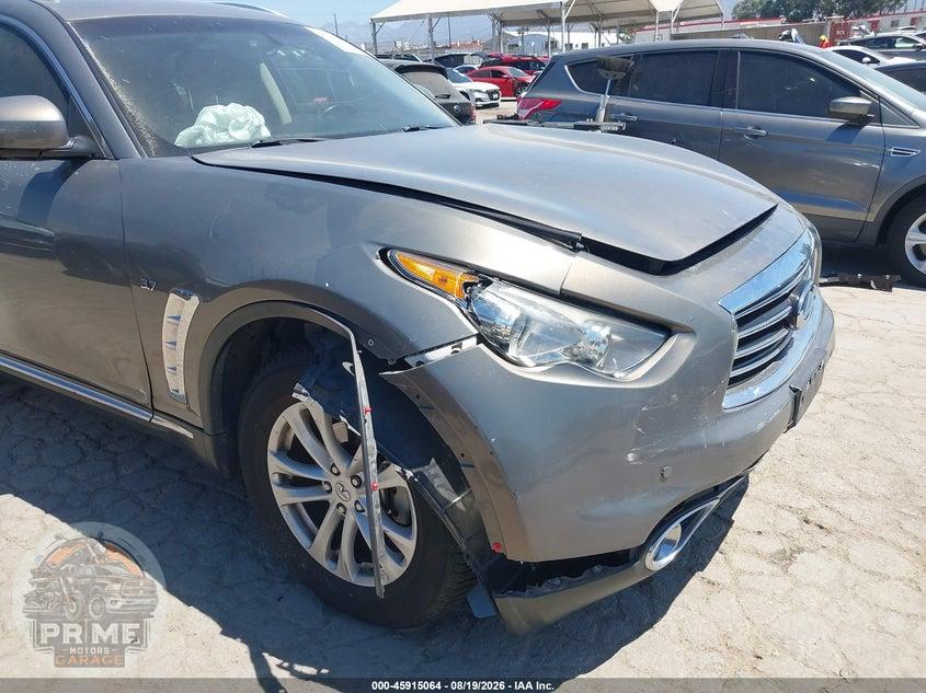 2015 INFINITI QX70 — фото 6