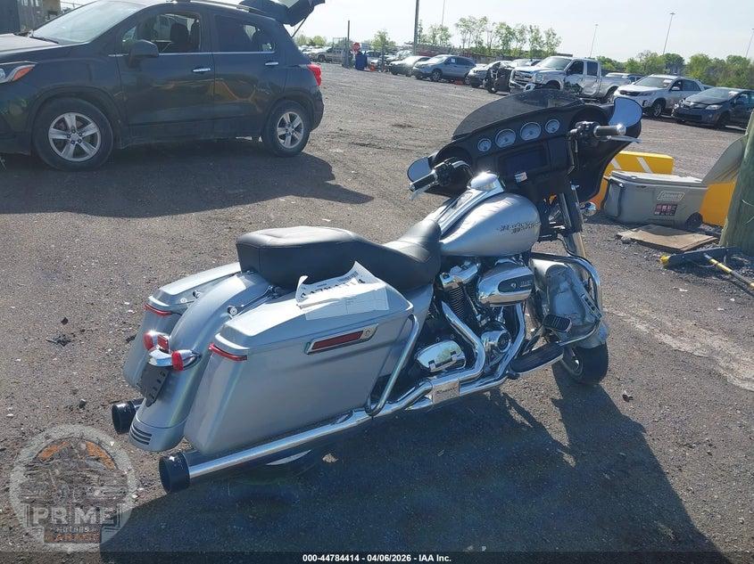 2020 HARLEY-DAVIDSON FLHX (STREET GLIDE) — фото 4