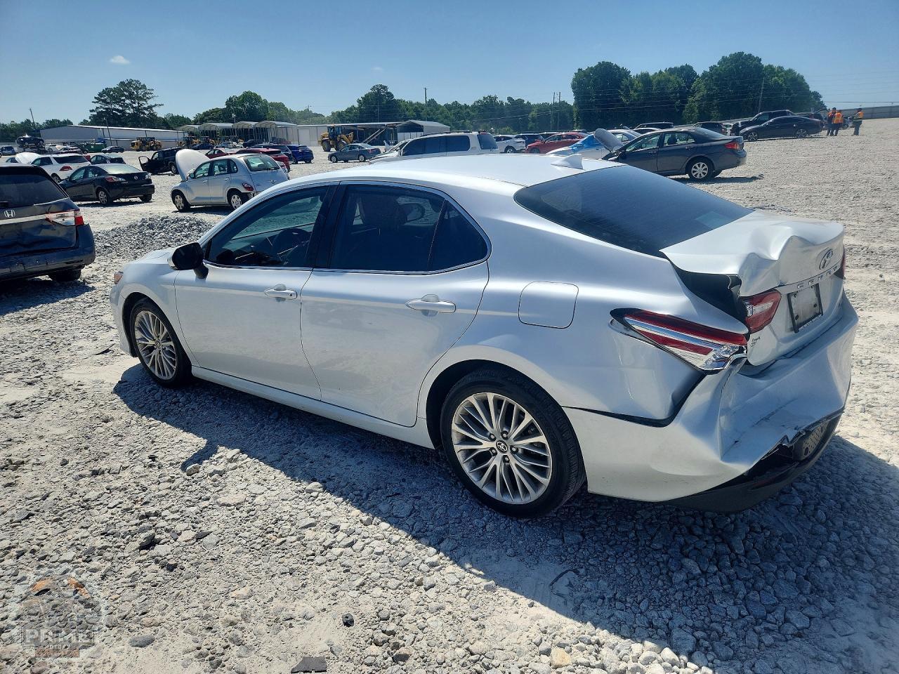 2020 TOYOTA CAMRY — фото 2