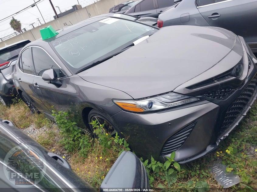 2019 TOYOTA CAMRY XSE — фото 1