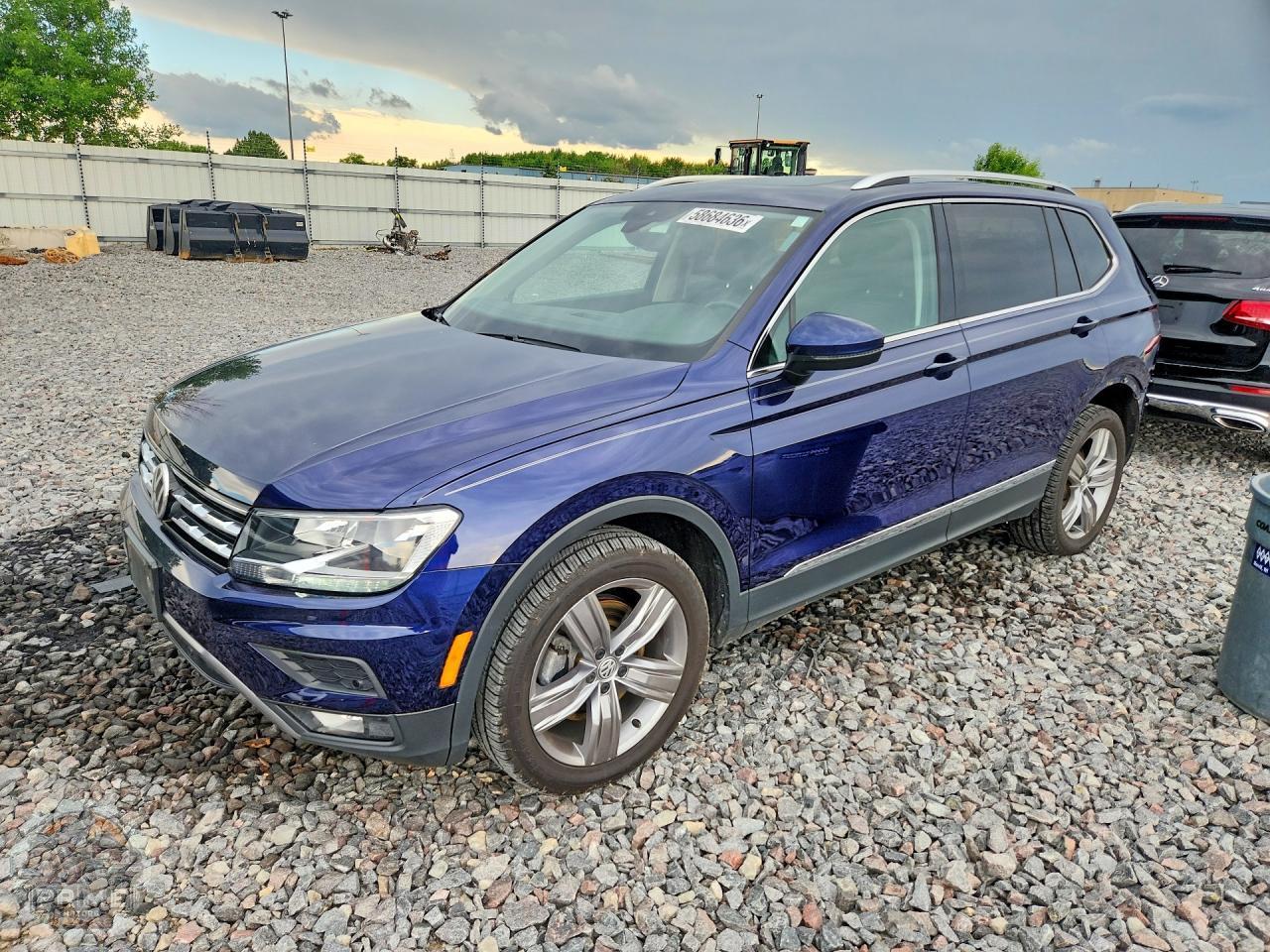 2021 VOLKSWAGEN TIGUAN — фото 1