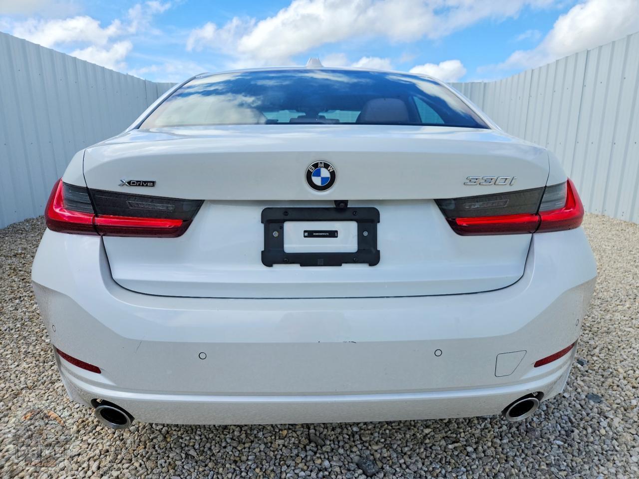 2026 BMW 3 SERIES — фото 9