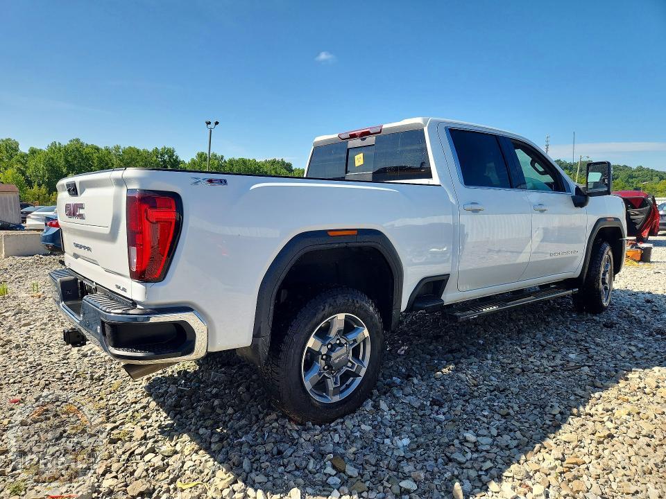 2026 GMC SIERRA — фото 3